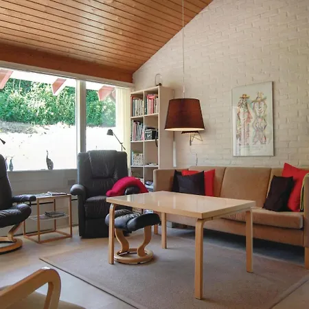Two-bedroom Holiday In Ferienhaus Aabenraa